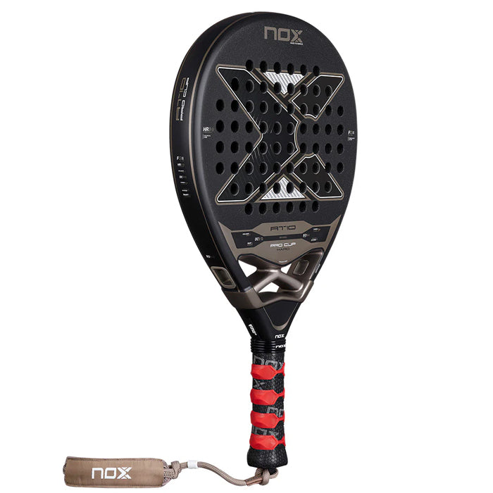 PALETA PADEL NOX AT10 PRO CUP HARD BY AGUSTIN TAPIA CON FUNDA