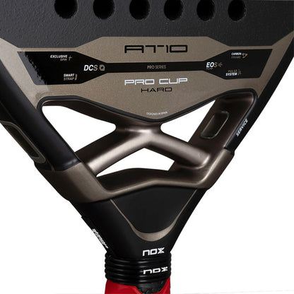 PALETA PADEL NOX AT10 PRO CUP HARD BY AGUSTIN TAPIA CON FUNDA